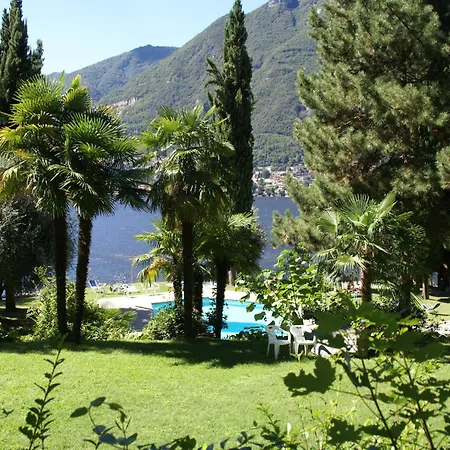 With 2 Bedrooms A Large Terrace With Magnificent View Of The Lake Pognana Lario