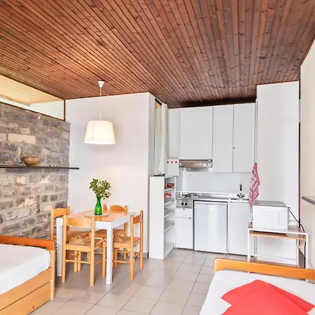 With 2 Bedrooms A Large Terrace With Magnificent View Of The Lake * Pognana Lario