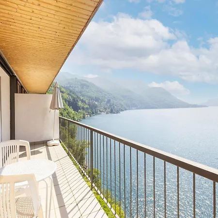 With 2 Bedrooms A Large Terrace With Magnificent View Of The Lake Apartment Pognana Lario