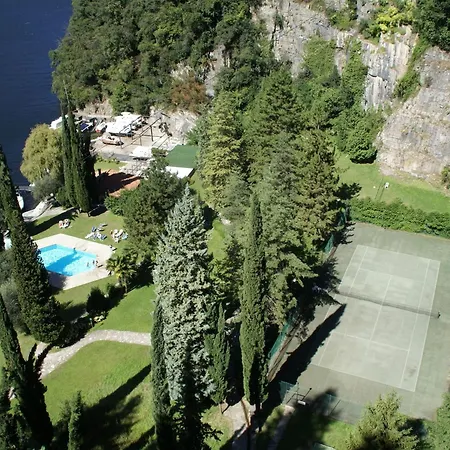 With 2 Bedrooms A Large Terrace With Magnificent View Of The Lake * Pognana Lario