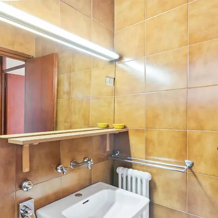 With 2 Bedrooms A Large Terrace With Magnificent View Of The Lake Apartment Pognana Lario